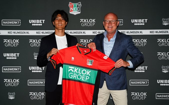 他的成长历 他的成长历