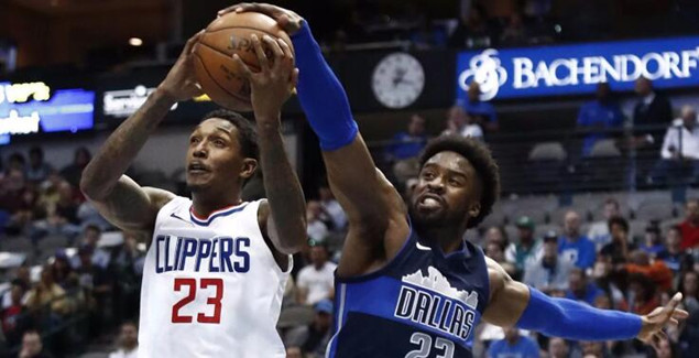 背身把挡拆 背身把挡拆